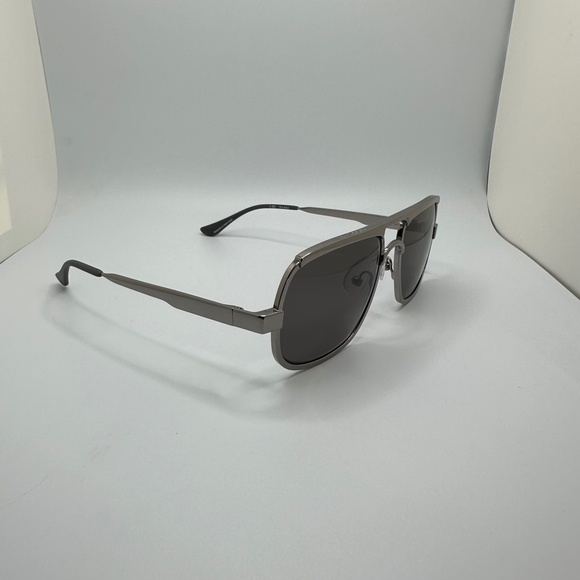 NWT Caddis Sun Progressive Readers Nola in Polished Gunmetal with Grey lens 1.0x - Picture 2 of 9